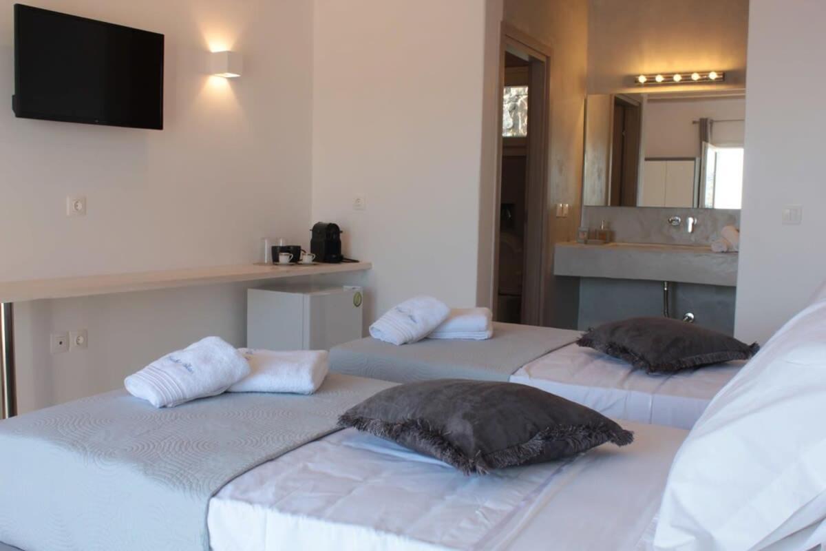 Gasthof Mykonian Luxury Light Blue With Private Pool Kalafatis